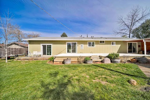 2195 Rancho Road, Redding, CA 96002