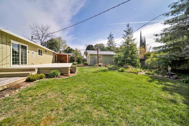 2195 Rancho Road, Redding, CA 96002