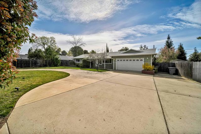 2195 Rancho Road, Redding, CA 96002
