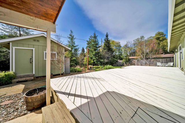 2195 Rancho Road, Redding, CA 96002