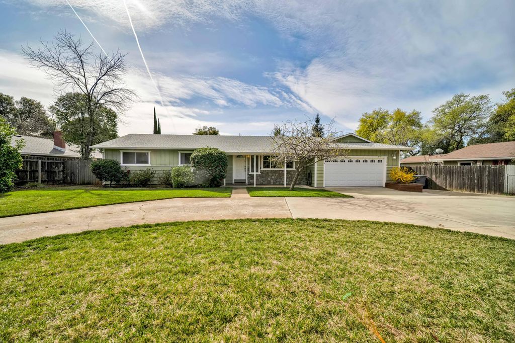 2195 Rancho Road, Redding, CA 96002