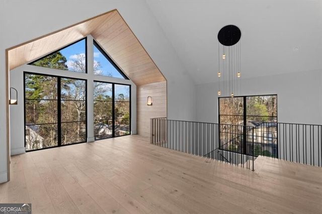 843 Yorkshire Road, Atlanta, GA 30306