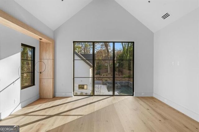 843 Yorkshire Road, Atlanta, GA 30306