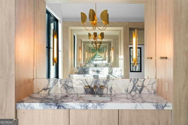 843 Yorkshire Road, Atlanta, GA 30306