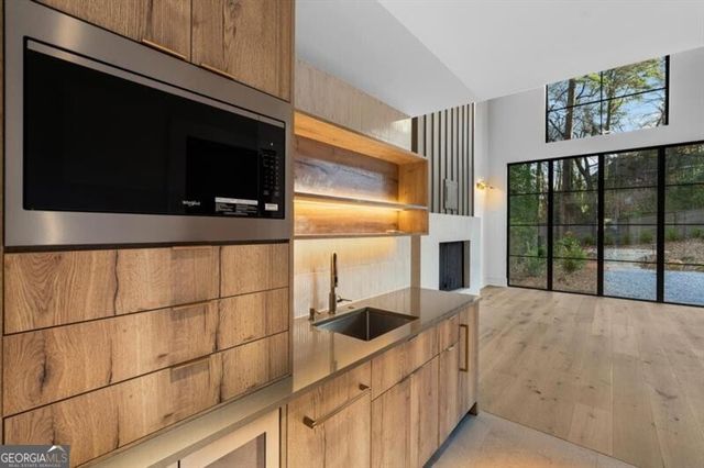 843 Yorkshire Road, Atlanta, GA 30306