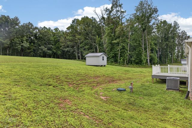 1740 Anna Maria Ln, Cookeville, TN 38501