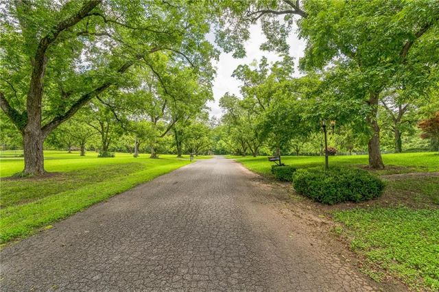 113 Heatherwood Lane, Barnesville, GA 30204