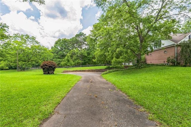 113 Heatherwood Lane, Barnesville, GA 30204