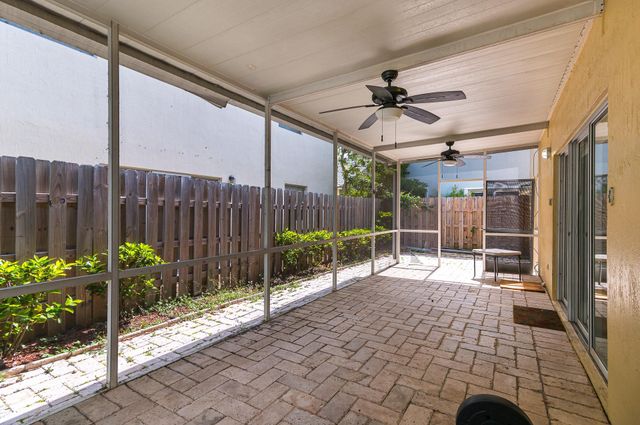 5486 NW 44th Way, Coconut Creek, FL 33073