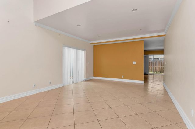 5486 NW 44th Way, Coconut Creek, FL 33073