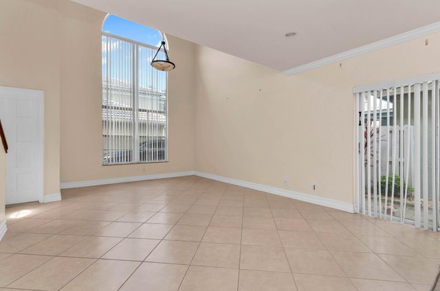 5486 NW 44th Way, Coconut Creek, FL 33073