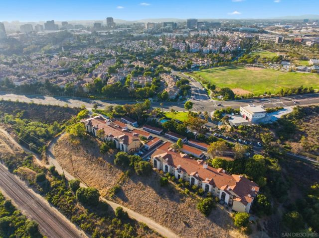 7130 Shoreline Dr 1212, San Diego, CA 92122