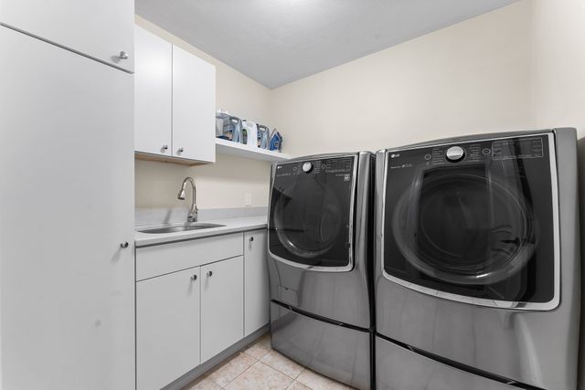 38 Wilsondale St, Dover, MA 02030