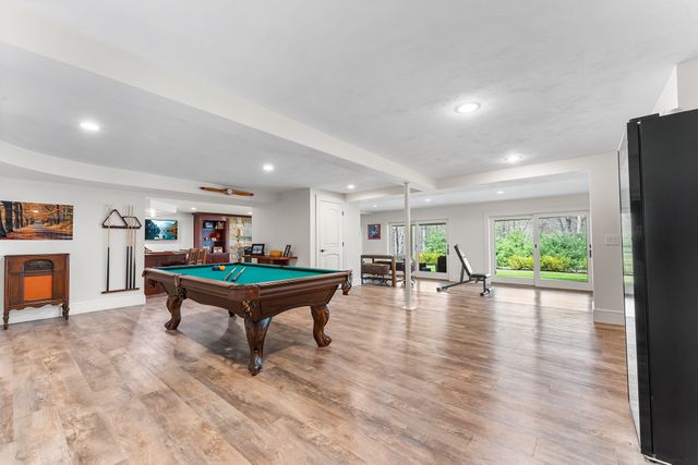 38 Wilsondale St, Dover, MA 02030