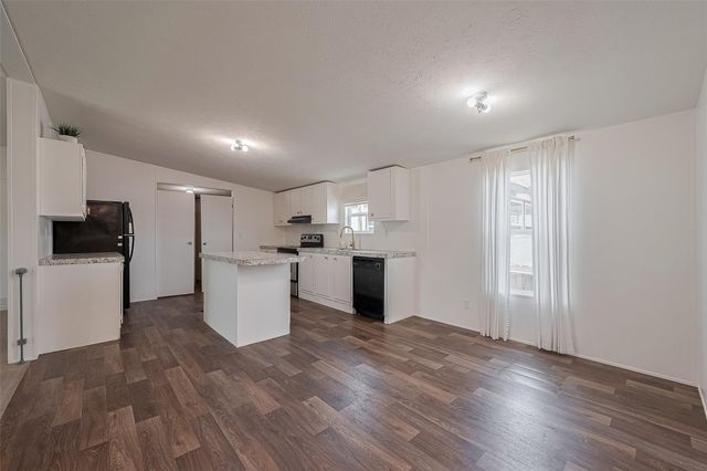 439 Road 5107, Cleveland, TX 77327