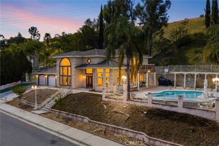 1677 Laurelwood Avenue, Colton, CA 92324