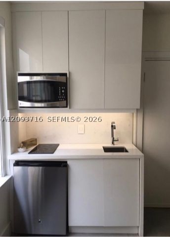 119 Menores Ave 8A, Coral Gables, FL 33134