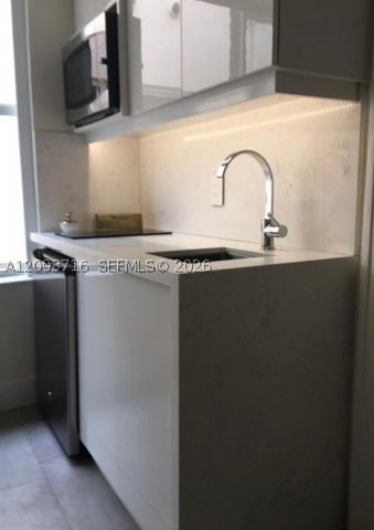 119 Menores Ave 8A, Coral Gables, FL 33134