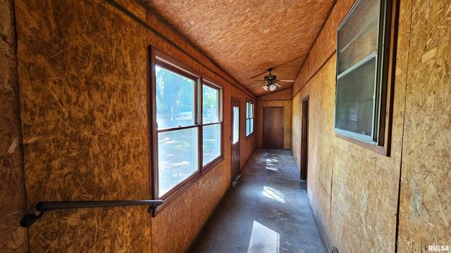 708 N 20TH Street, Herrin, IL 62948