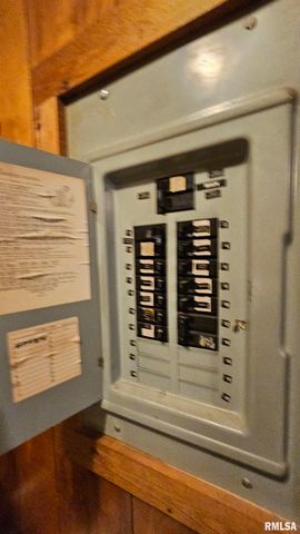 708 N 20TH Street, Herrin, IL 62948