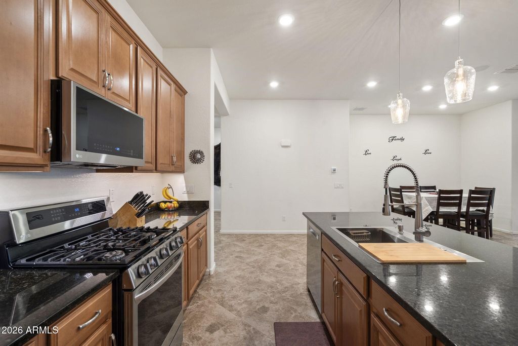 Image 12 of property listing at 24038 N 165TH Lane, Surprise, AZ 85387