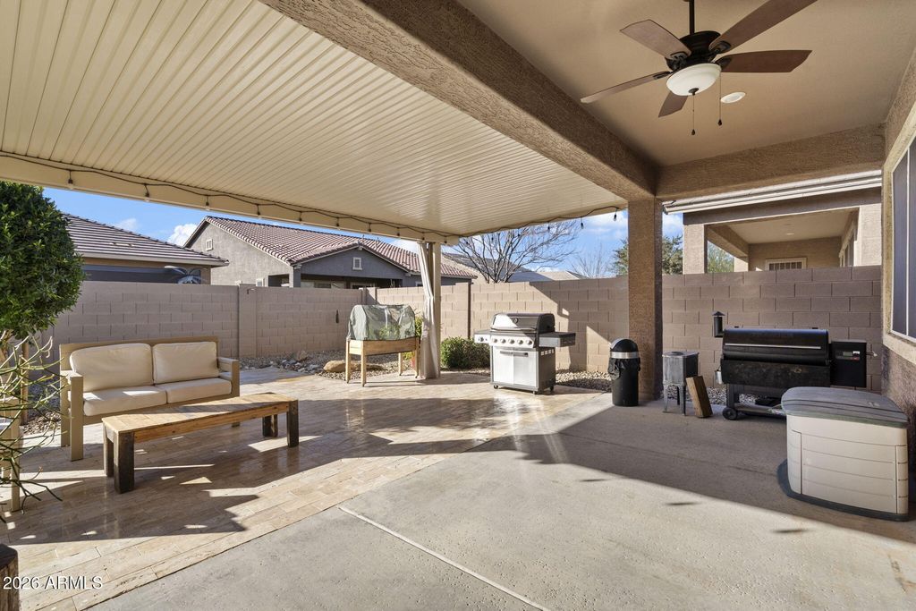 Image 3 of property listing at 24038 N 165TH Lane, Surprise, AZ 85387