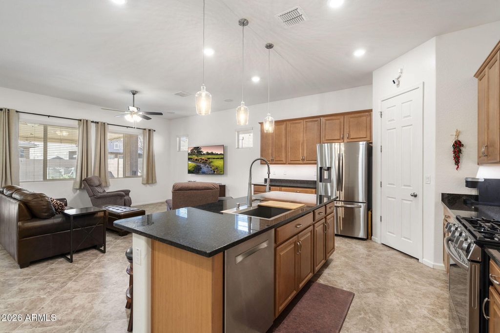 Image 7 of property listing at 24038 N 165TH Lane, Surprise, AZ 85387