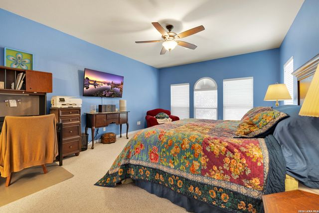 9215 Tay Dr, Helotes, TX 78023