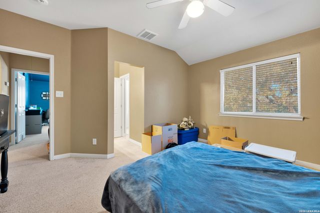 9215 Tay Dr, Helotes, TX 78023