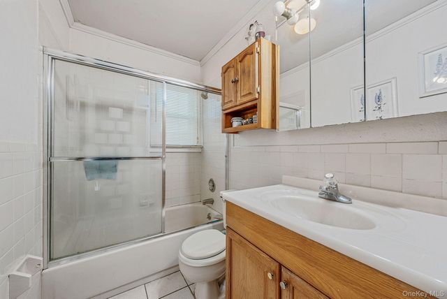 510 Albern Avenue, Oceanside, NY 11572