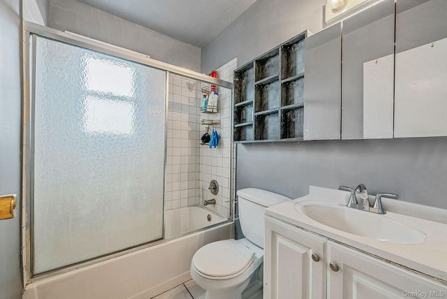 510 Albern Avenue, Oceanside, NY 11572