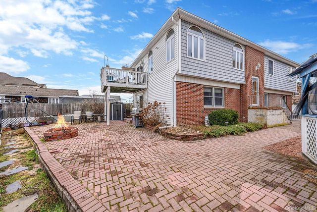 510 Albern Avenue, Oceanside, NY 11572