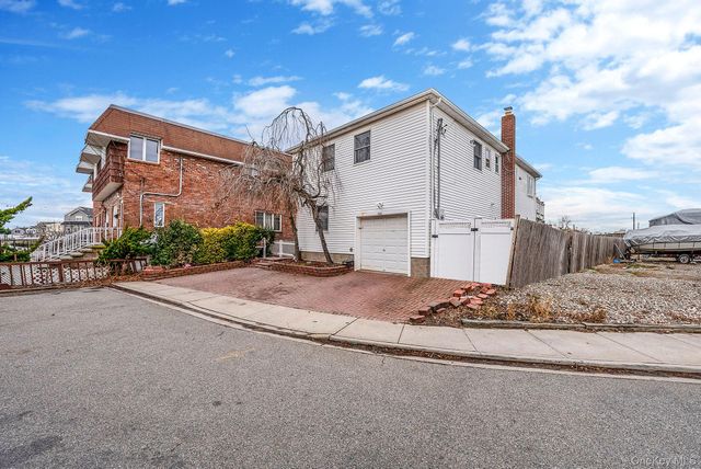 510 Albern Avenue, Oceanside, NY 11572