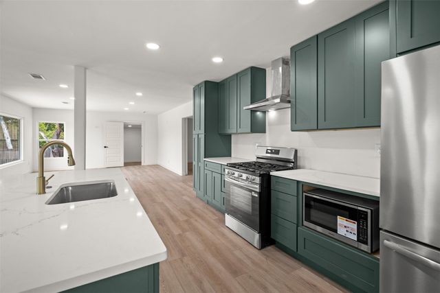 3134 W Jefferson Boulevard, Dallas, TX 75211