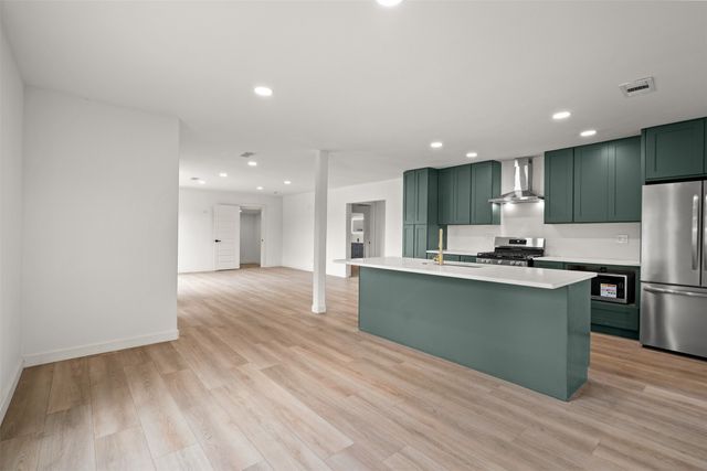 3134 W Jefferson Boulevard, Dallas, TX 75211