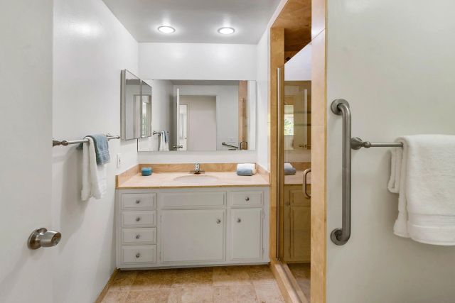 16646 Orilla Dr, San Diego, CA 92128