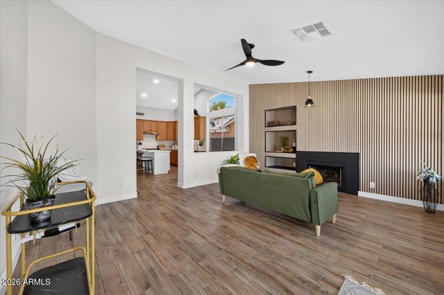 1490 N PHEASANT Drive, Gilbert, AZ 85234