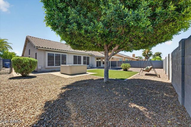 1490 N PHEASANT Drive, Gilbert, AZ 85234