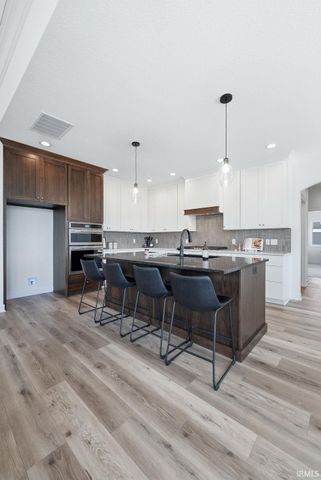 564 Keltic Pines Boulevard, Huntertown, IN 46748