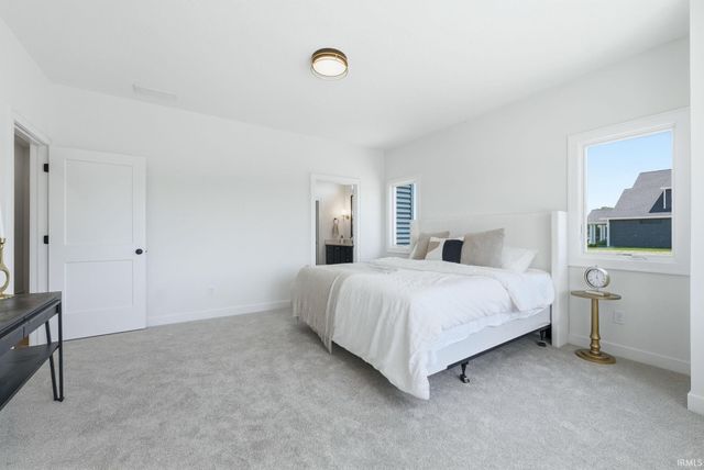564 Keltic Pines Boulevard, Huntertown, IN 46748
