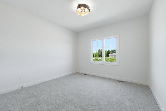 564 Keltic Pines Boulevard, Huntertown, IN 46748