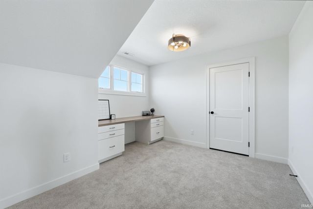 564 Keltic Pines Boulevard, Huntertown, IN 46748