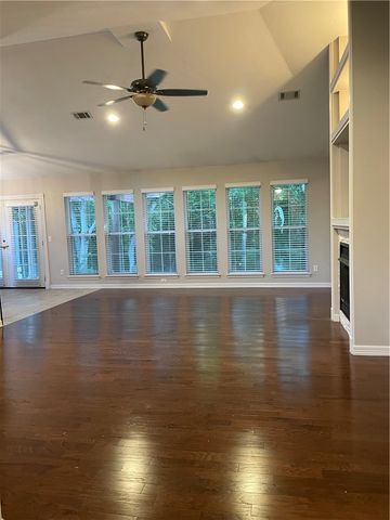 1623 N Garden Avenue, Fayetteville, AR 72704