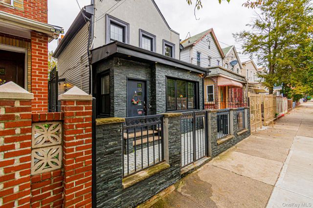 52 Bradford Street, Brooklyn, NY 11207