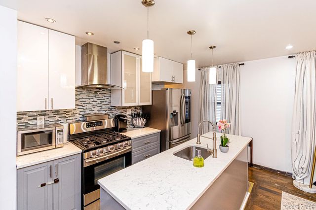 52 Bradford Street, Brooklyn, NY 11207