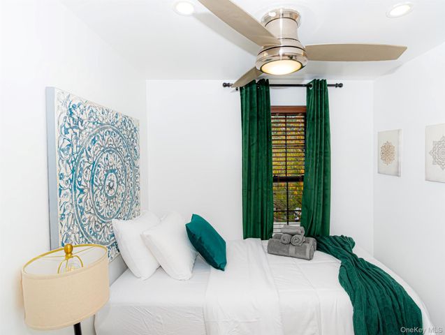 52 Bradford Street, Brooklyn, NY 11207