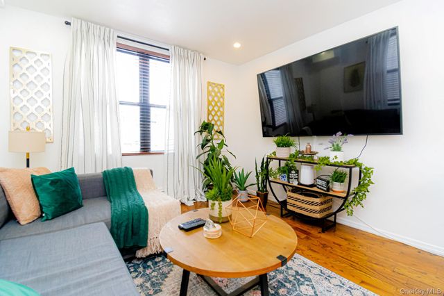 52 Bradford Street, Brooklyn, NY 11207