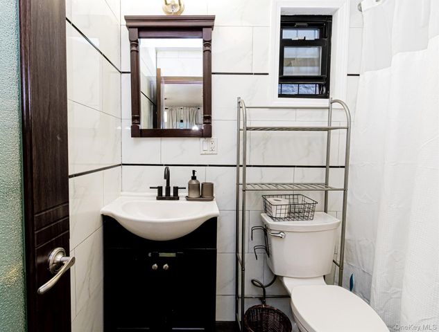 52 Bradford Street, Brooklyn, NY 11207