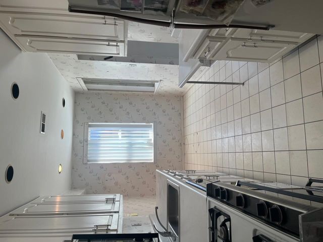 360 Central Avenue 418, Lawrence, NY 11559
