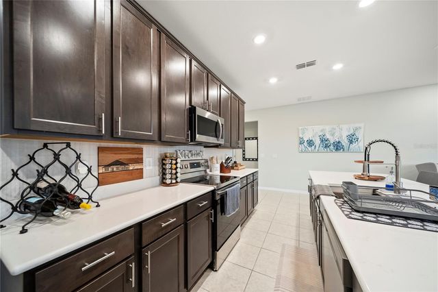 3306 NW 21ST TERRACE, Cape Coral, FL 33993